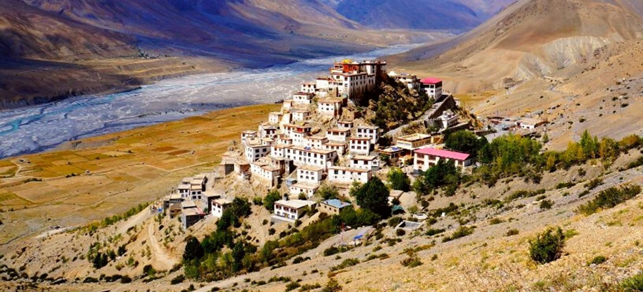 Explore India’s Hidden Sand Dune Escapes Beyond Rajasthan